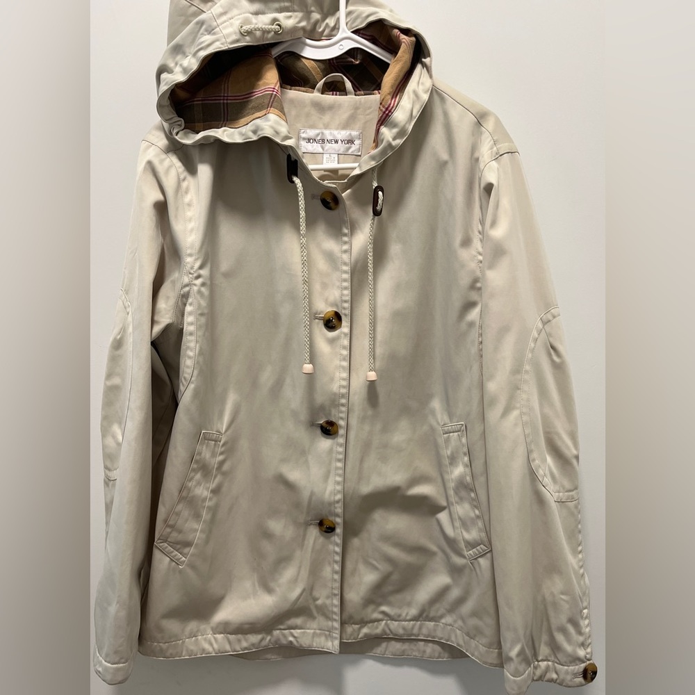 Jones New York Cream Raincoat